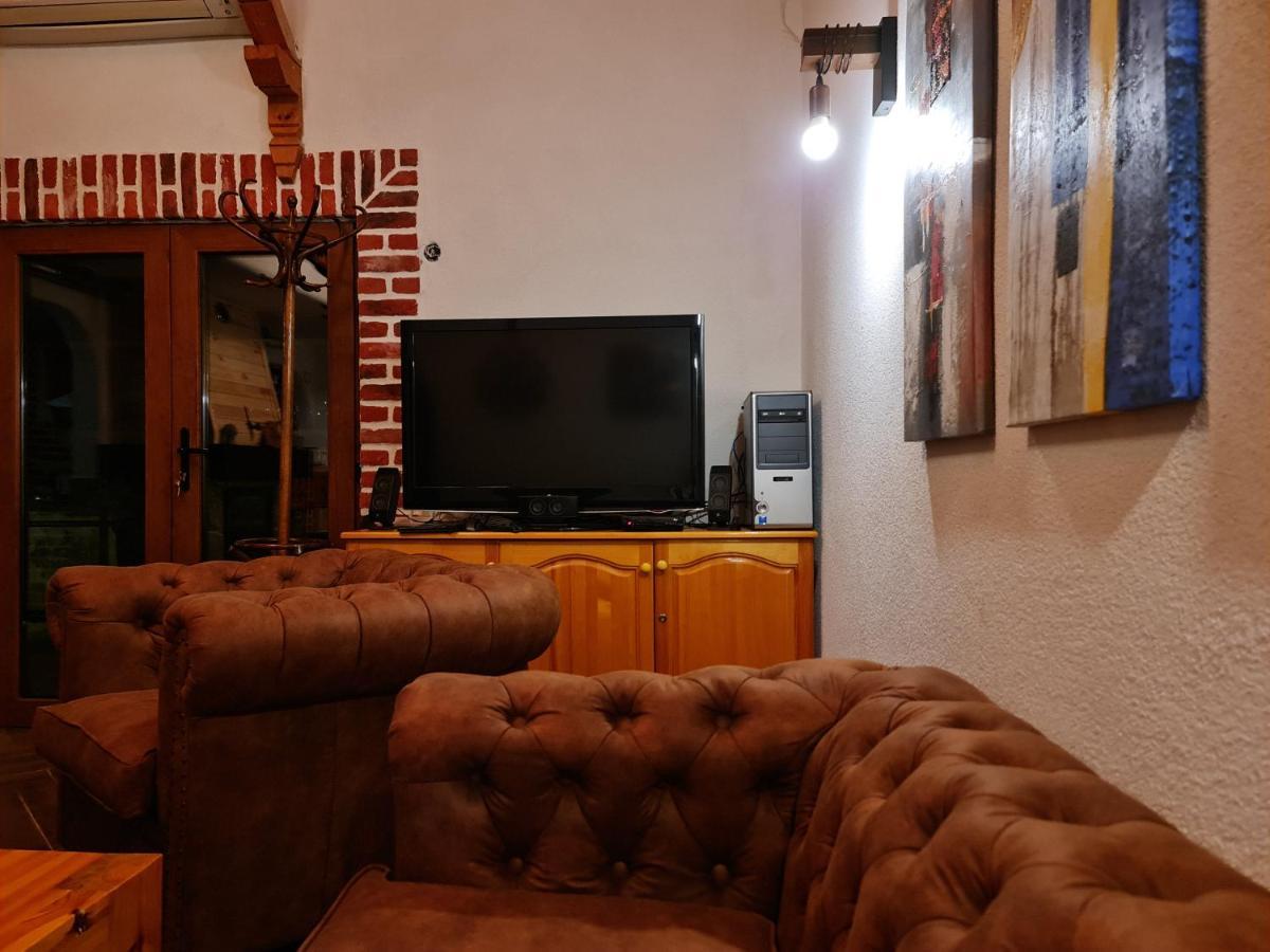 Къща За Гости Каза Роза - Swiss Style Chalet Casa Rosa Guest House Kyustendil Exterior photo